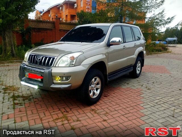 Тойота Ленд Крузер Прадо, об'ємом двигуна 2.7 л та пробігом 330 тис. км за 10800 $, фото 1 на Automoto.ua