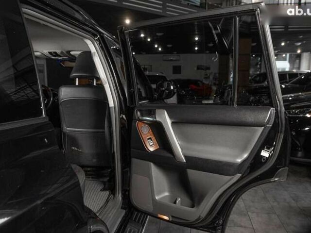 Тойота Ленд Крузер Прадо, объемом двигателя 0 л и пробегом 200 тыс. км за 22900 $, фото 1 на Automoto.ua