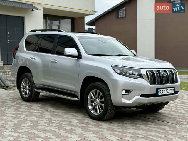 Тойота Ленд Крузер Прадо 2018 в Тернополе на Automoto.ua Тойота Ленд Крузер Прадо, объемом двигателя 2.8 л и пробегом 250 тыс. км за 35300 $, фото 1 на Automoto.ua