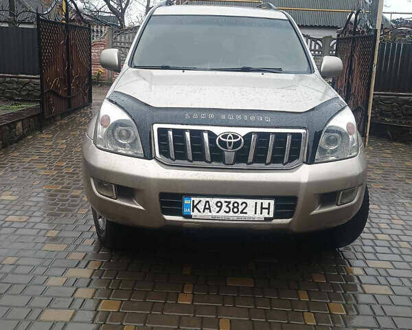Сірий Тойота Ленд Крузер Прадо, об'ємом двигуна 2.7 л та пробігом 278 тис. км за 12500 $, фото 1 на Automoto.ua