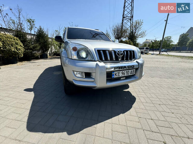 Серый Тойота Ленд Крузер Прадо, объемом двигателя 2.7 л и пробегом 195 тыс. км за 12800 $, фото 1 на Automoto.ua