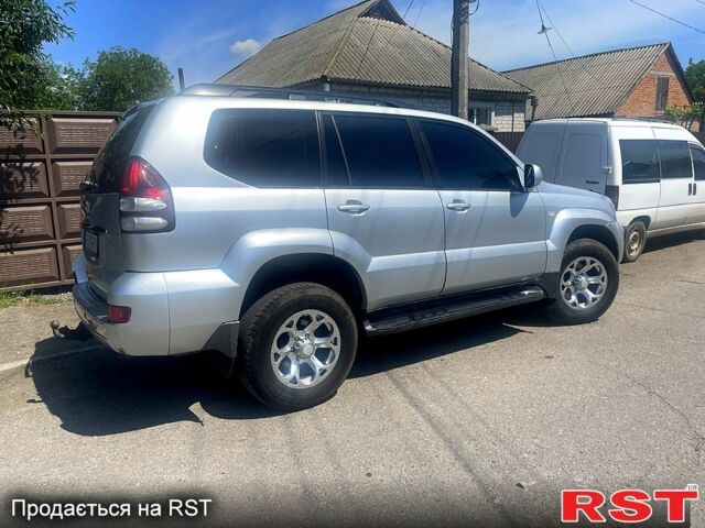 Сірий Тойота Ленд Крузер Прадо, об'ємом двигуна 4 л та пробігом 330 тис. км за 12700 $, фото 1 на Automoto.ua