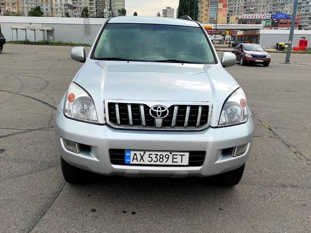 Серый Тойота Ленд Крузер Прадо, объемом двигателя 4 л и пробегом 275 тыс. км за 13000 $, фото 1 на Automoto.ua