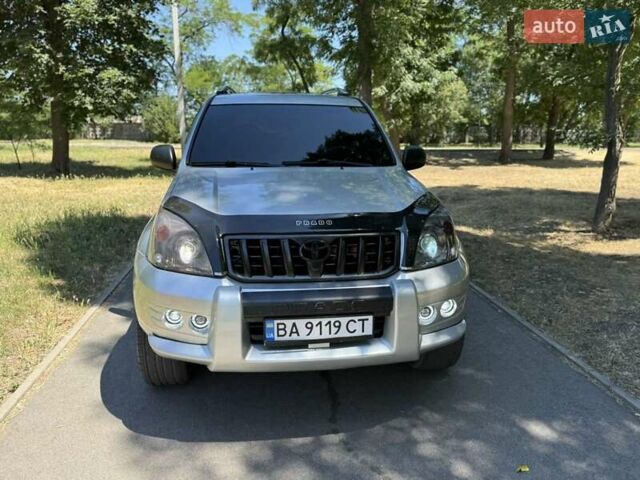 Сірий Тойота Ленд Крузер Прадо, об'ємом двигуна 3.96 л та пробігом 300 тис. км за 15000 $, фото 1 на Automoto.ua