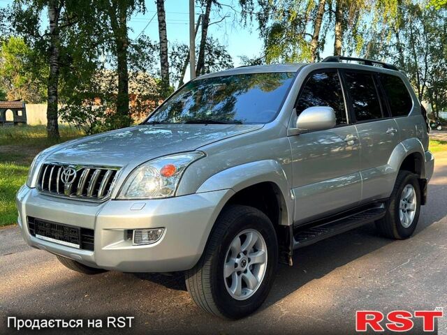 Серый Тойота Ленд Крузер Прадо, объемом двигателя 4 л и пробегом 197 тыс. км за 13990 $, фото 1 на Automoto.ua