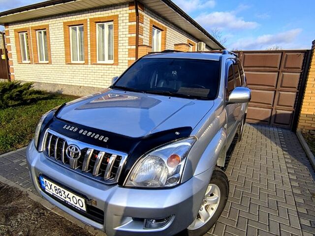 Сірий Тойота Ленд Крузер Прадо, об'ємом двигуна 4 л та пробігом 207 тис. км за 14400 $, фото 1 на Automoto.ua