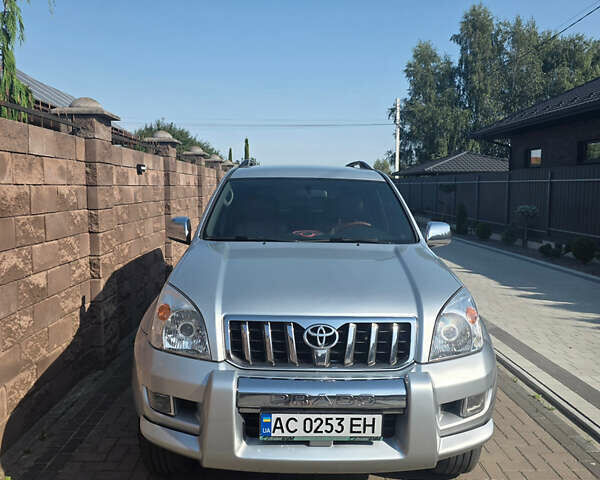 Сірий Тойота Ленд Крузер Прадо, об'ємом двигуна 2.69 л та пробігом 200 тис. км за 15000 $, фото 1 на Automoto.ua