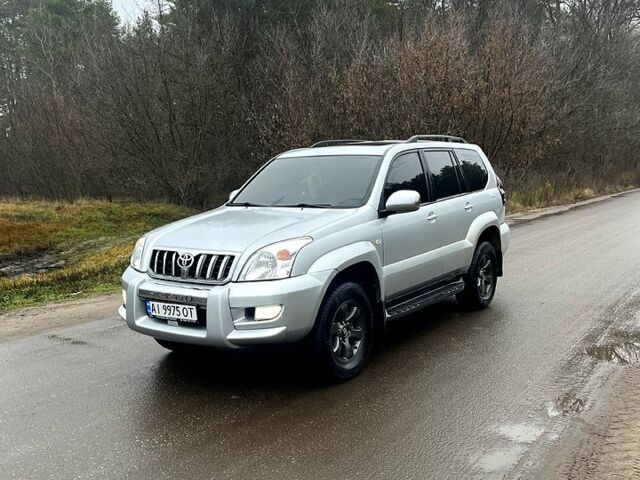 Серый Тойота Ленд Крузер Прадо, объемом двигателя 2.7 л и пробегом 300 тыс. км за 12000 $, фото 1 на Automoto.ua