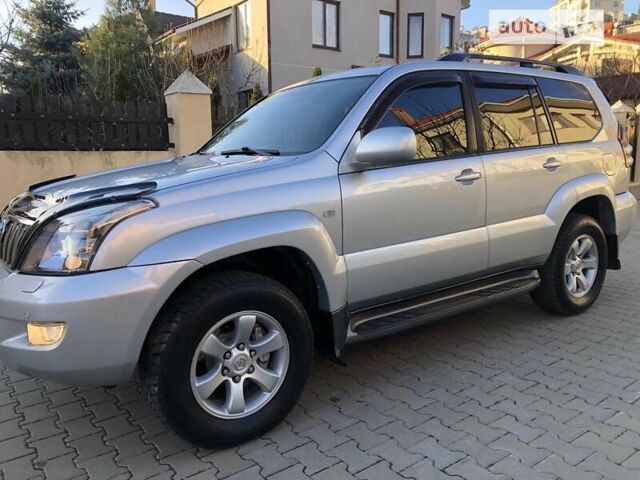 Серый Тойота Ленд Крузер Прадо, объемом двигателя 3.96 л и пробегом 198 тыс. км за 17700 $, фото 1 на Automoto.ua