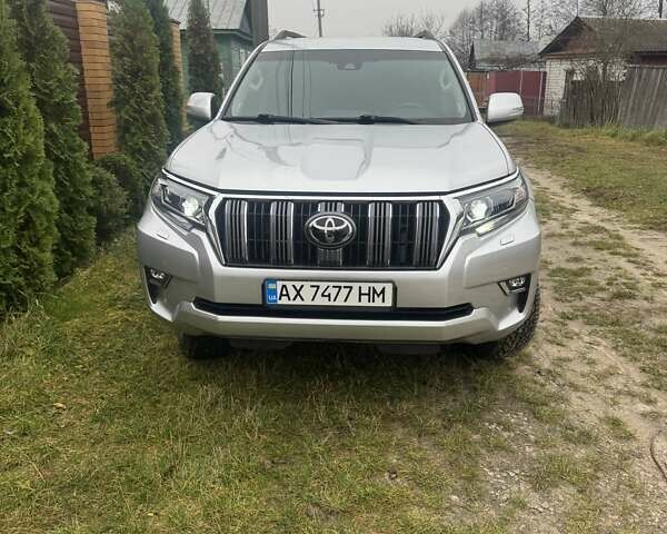 Сірий Тойота Ленд Крузер Прадо, об'ємом двигуна 3.96 л та пробігом 110 тис. км за 35500 $, фото 1 на Automoto.ua