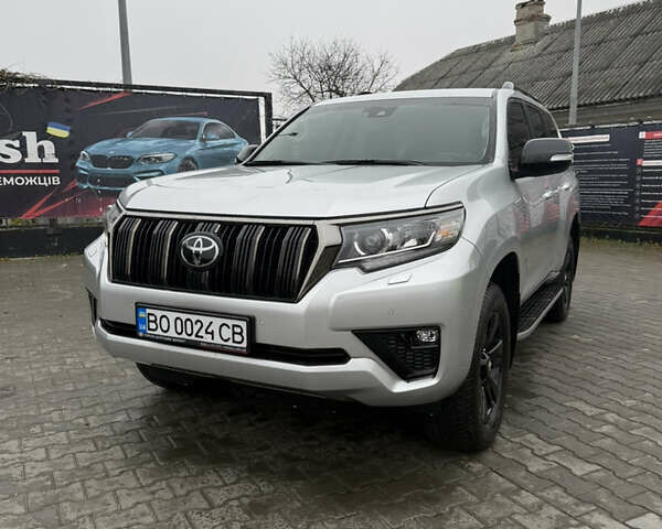 Сірий Тойота Ленд Крузер Прадо, об'ємом двигуна 3.96 л та пробігом 19 тис. км за 58200 $, фото 1 на Automoto.ua