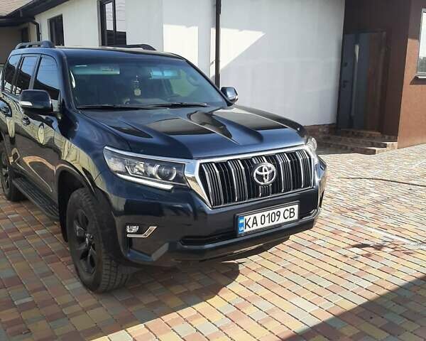 Синий Тойота Ленд Крузер Прадо, объемом двигателя 2.8 л и пробегом 134 тыс. км за 47000 $, фото 1 на Automoto.ua