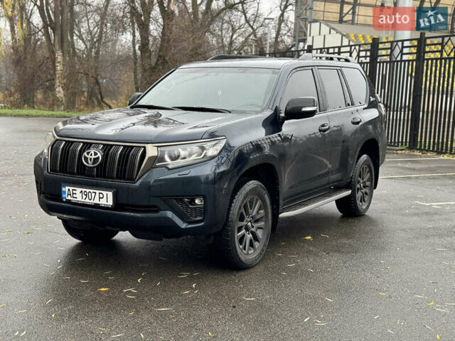 Синий Тойота Ленд Крузер Прадо, объемом двигателя 3.96 л и пробегом 56 тыс. км за 49999 $, фото 1 на Automoto.ua