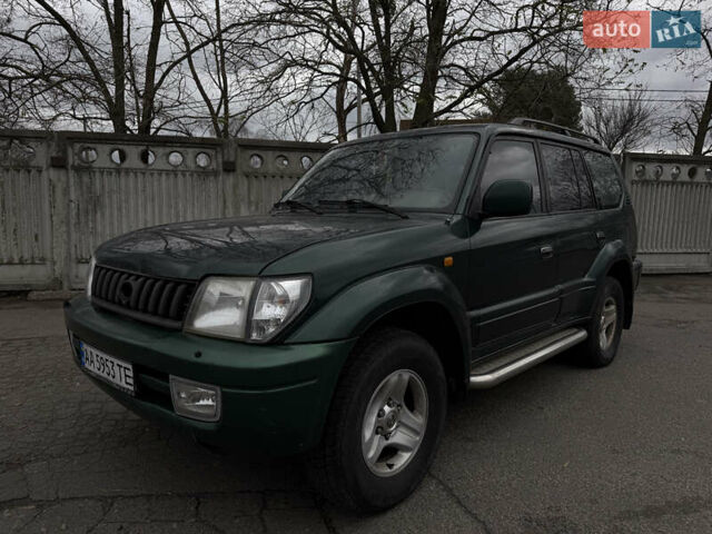 Зеленый Тойота Ленд Крузер Прадо, объемом двигателя 3.4 л и пробегом 308 тыс. км за 5999 $, фото 1 на Automoto.ua