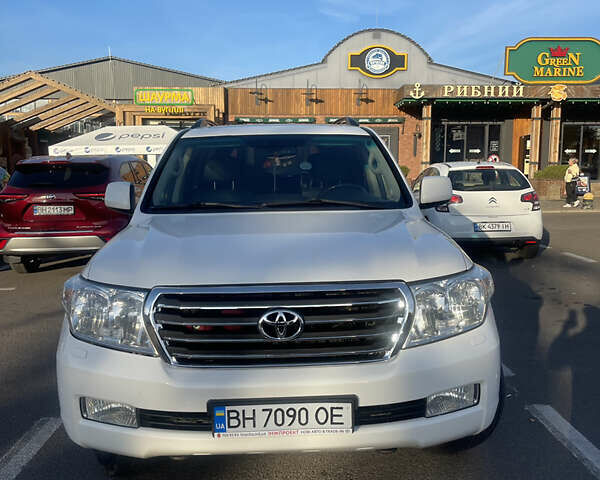 Білий Тойота Ленд Крузер, об'ємом двигуна 4.7 л та пробігом 237 тис. км за 24500 $, фото 1 на Automoto.ua