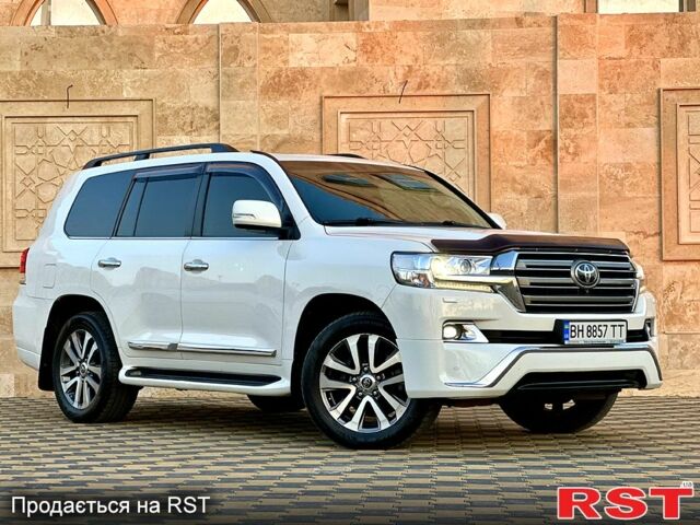 Білий Тойота Ленд Крузер, об'ємом двигуна 4.5 л та пробігом 285 тис. км за 45000 $, фото 1 на Automoto.ua