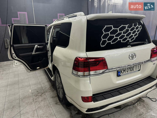Белый Тойота Ленд Крузер, объемом двигателя 4.46 л и пробегом 160 тыс. км за 49800 $, фото 1 на Automoto.ua