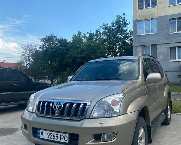 Бежевий Тойота Ленд Крузер, об'ємом двигуна 2.98 л та пробігом 281 тис. км за 16500 $, фото 1 на Automoto.ua