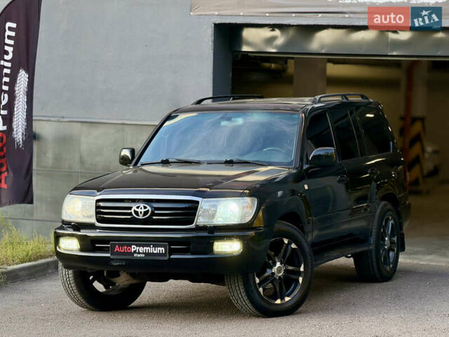 Черный Тойота Ленд Крузер, объемом двигателя 4.7 л и пробегом 426 тыс. км за 13000 $, фото 1 на Automoto.ua