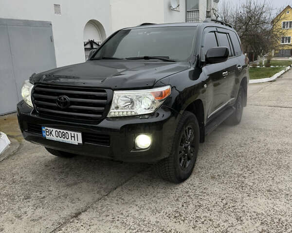 Черный Тойота Ленд Крузер, объемом двигателя 4.66 л и пробегом 355 тыс. км за 23499 $, фото 1 на Automoto.ua