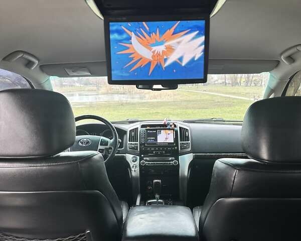 Чорний Тойота Ленд Крузер, об'ємом двигуна 4.5 л та пробігом 350 тис. км за 36900 $, фото 1 на Automoto.ua