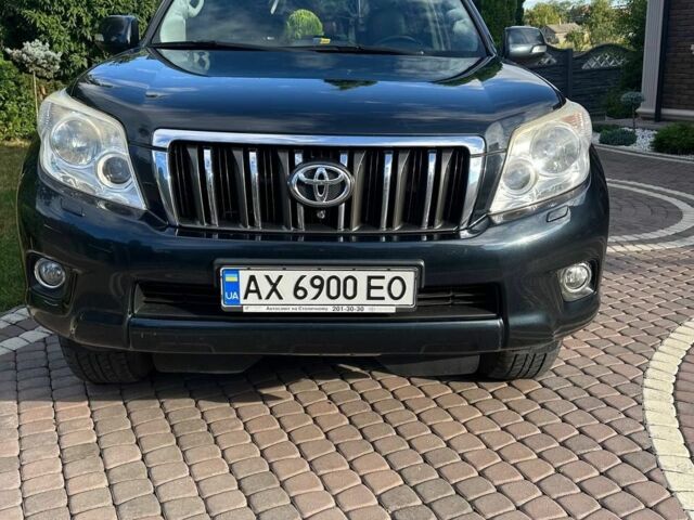 Черный Тойота Ленд Крузер, объемом двигателя 4 л и пробегом 180 тыс. км за 25500 $, фото 1 на Automoto.ua