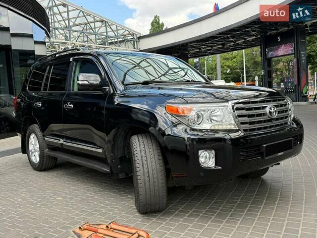 Черный Тойота Ленд Крузер, объемом двигателя 4.5 л и пробегом 190 тыс. км за 39000 $, фото 1 на Automoto.ua