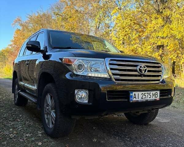 Черный Тойота Ленд Крузер, объемом двигателя 4.46 л и пробегом 129 тыс. км за 41000 $, фото 1 на Automoto.ua