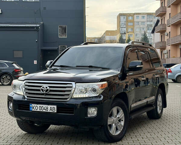 Черный Тойота Ленд Крузер, объемом двигателя 4.5 л и пробегом 274 тыс. км за 31500 $, фото 1 на Automoto.ua