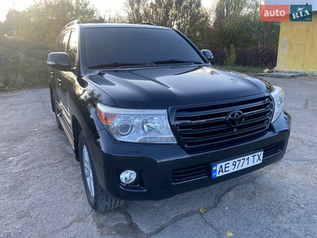 Черный Тойота Ленд Крузер, объемом двигателя 4.5 л и пробегом 197 тыс. км за 31000 $, фото 1 на Automoto.ua
