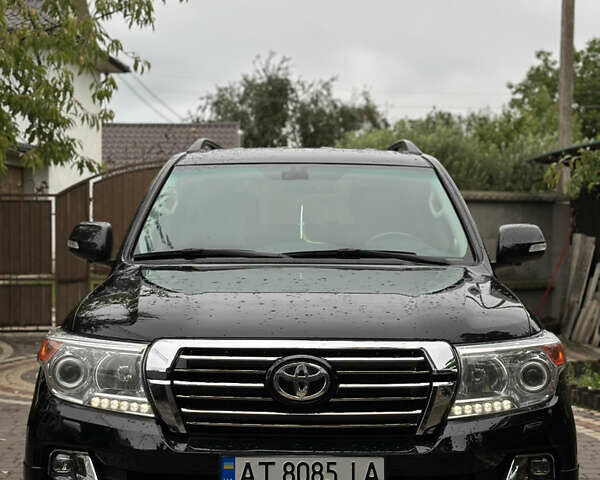 Черный Тойота Ленд Крузер, объемом двигателя 4.5 л и пробегом 230 тыс. км за 39500 $, фото 1 на Automoto.ua