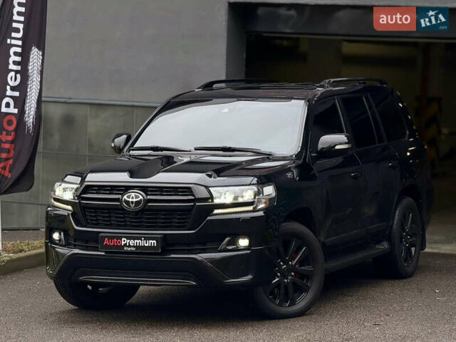 Черный Тойота Ленд Крузер, объемом двигателя 4.5 л и пробегом 131 тыс. км за 55000 $, фото 1 на Automoto.ua