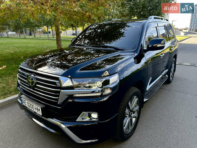 Черный Тойота Ленд Крузер, объемом двигателя 4.46 л и пробегом 320 тыс. км за 45999 $, фото 1 на Automoto.ua