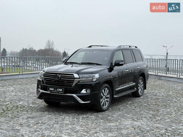 Черный Тойота Ленд Крузер, объемом двигателя 4.46 л и пробегом 101 тыс. км за 55000 $, фото 1 на Automoto.ua