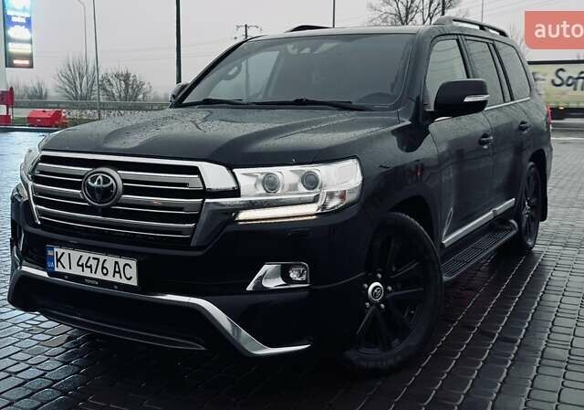 Черный Тойота Ленд Крузер, объемом двигателя 4.46 л и пробегом 179 тыс. км за 55000 $, фото 1 на Automoto.ua