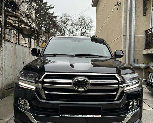 Чорний Тойота Ленд Крузер, об'ємом двигуна 4.46 л та пробігом 8 тис. км за 95000 $, фото 1 на Automoto.ua