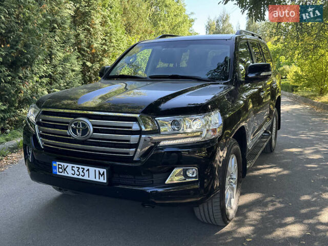 Тойота Ленд Крузер 2020 в Ровно на Automoto.ua Черный Тойота Ленд Крузер, объемом двигателя 4.46 л и пробегом 79 тыс. км за 65900 $, фото 1 на Automoto.ua