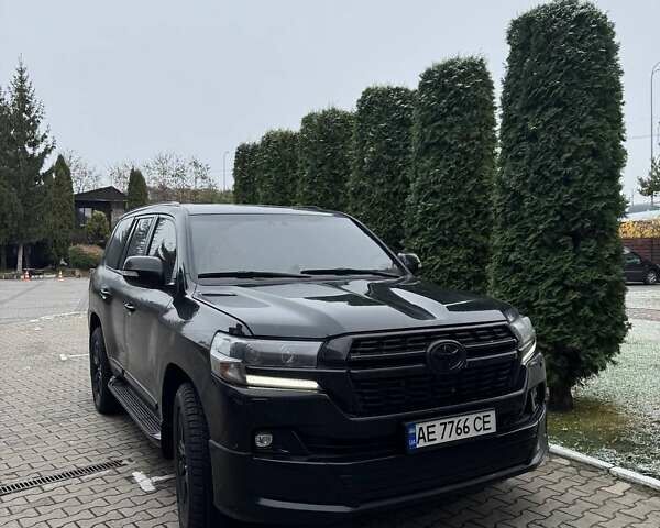 Черный Тойота Ленд Крузер, объемом двигателя 4.5 л и пробегом 188 тыс. км за 63500 $, фото 1 на Automoto.ua