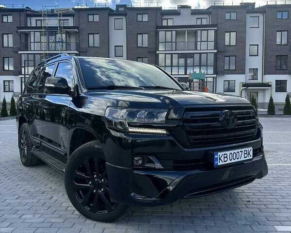 Тойота Ленд Крузер, объемом двигателя 4.46 л и пробегом 105 тыс. км за 56200 $, фото 1 на Automoto.ua