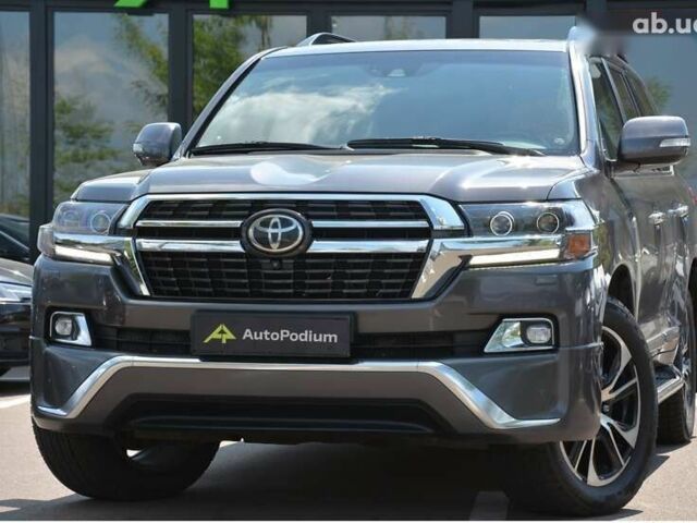 Тойота Ленд Крузер, объемом двигателя 4.5 л и пробегом 216 тыс. км за 55000 $, фото 1 на Automoto.ua