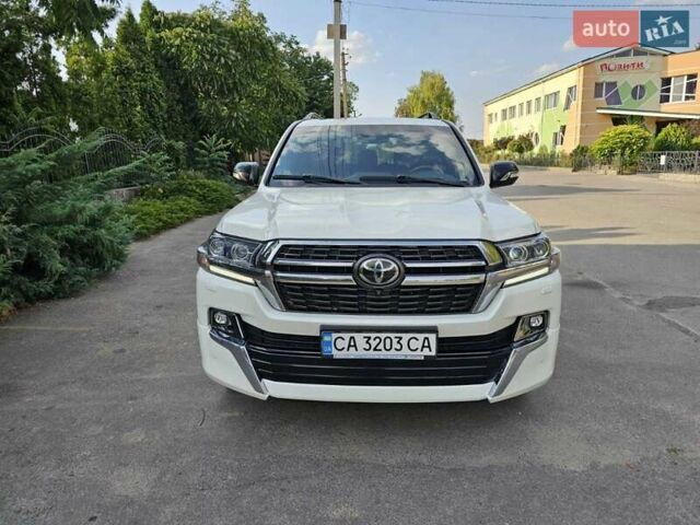 Тойота Ленд Крузер, объемом двигателя 4.46 л и пробегом 150 тыс. км за 68000 $, фото 1 на Automoto.ua
