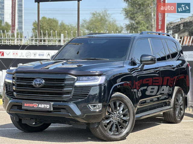 Тойота Ленд Крузер, объемом двигателя 3.3 л и пробегом 31 тыс. км за 73900 $, фото 1 на Automoto.ua