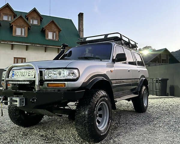 Сірий Тойота Ленд Крузер, об'ємом двигуна 4.2 л та пробігом 314 тис. км за 15000 $, фото 1 на Automoto.ua