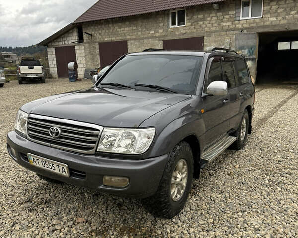 Сірий Тойота Ленд Крузер, об'ємом двигуна 0 л та пробігом 480 тис. км за 14999 $, фото 1 на Automoto.ua