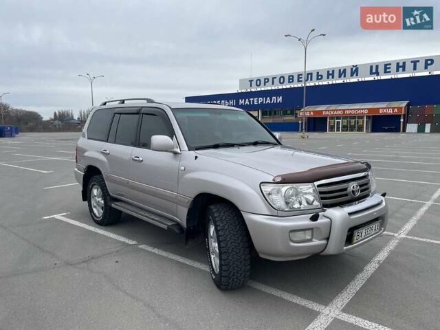 Сірий Тойота Ленд Крузер, об'ємом двигуна 4.7 л та пробігом 397 тис. км за 13699 $, фото 1 на Automoto.ua