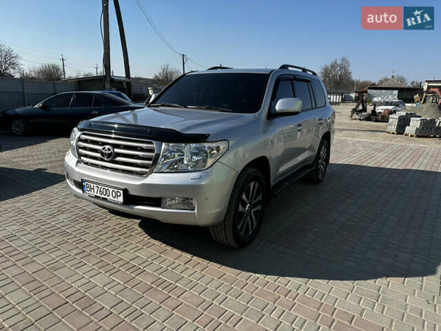 Серый Тойота Ленд Крузер, объемом двигателя 4.5 л и пробегом 294 тыс. км за 27500 $, фото 1 на Automoto.ua
