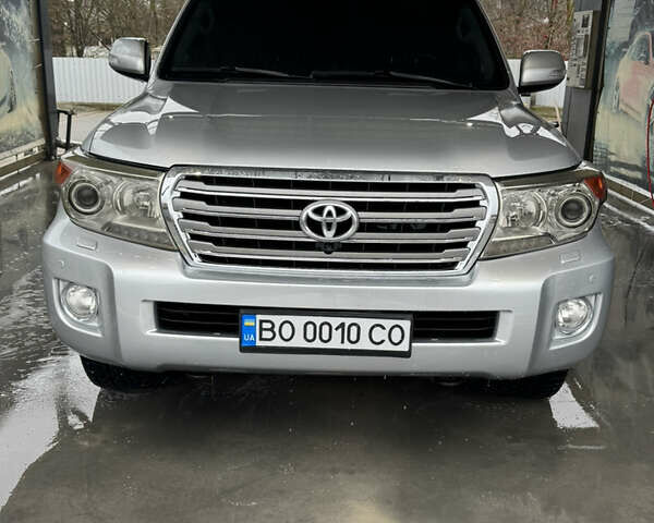 Серый Тойота Ленд Крузер, объемом двигателя 4.5 л и пробегом 290 тыс. км за 30500 $, фото 1 на Automoto.ua