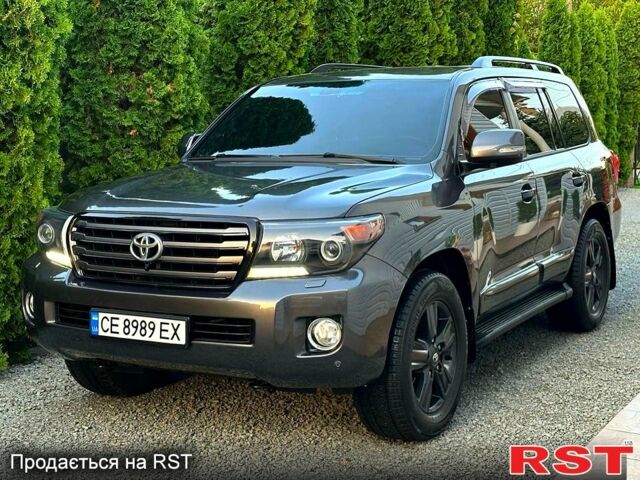 Серый Тойота Ленд Крузер, объемом двигателя 4.5 л и пробегом 232 тыс. км за 32900 $, фото 1 на Automoto.ua