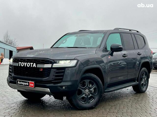 Серый Тойота Ленд Крузер, объемом двигателя 3.3 л и пробегом 61 тыс. км за 80940 $, фото 1 на Automoto.ua