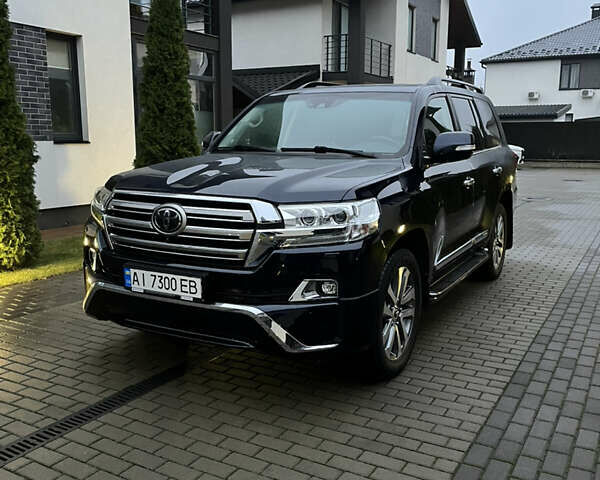 Синий Тойота Ленд Крузер, объемом двигателя 4.46 л и пробегом 183 тыс. км за 53500 $, фото 1 на Automoto.ua